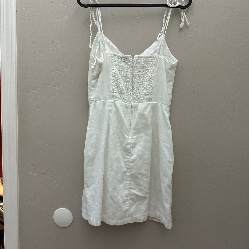 Abercrombie and Fitch Linen mini dress - Picture 3 of 4